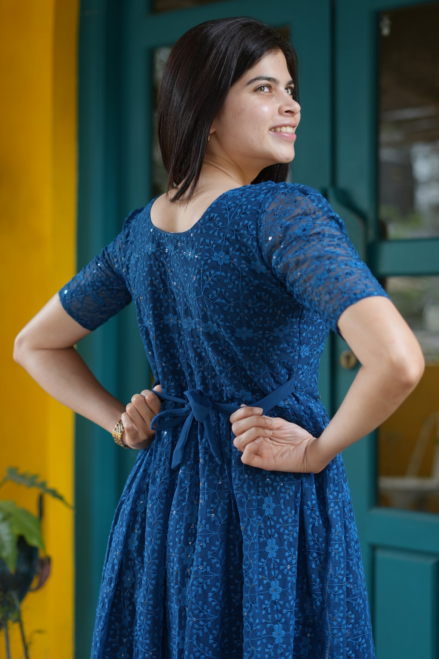 Amira - ZipKurti