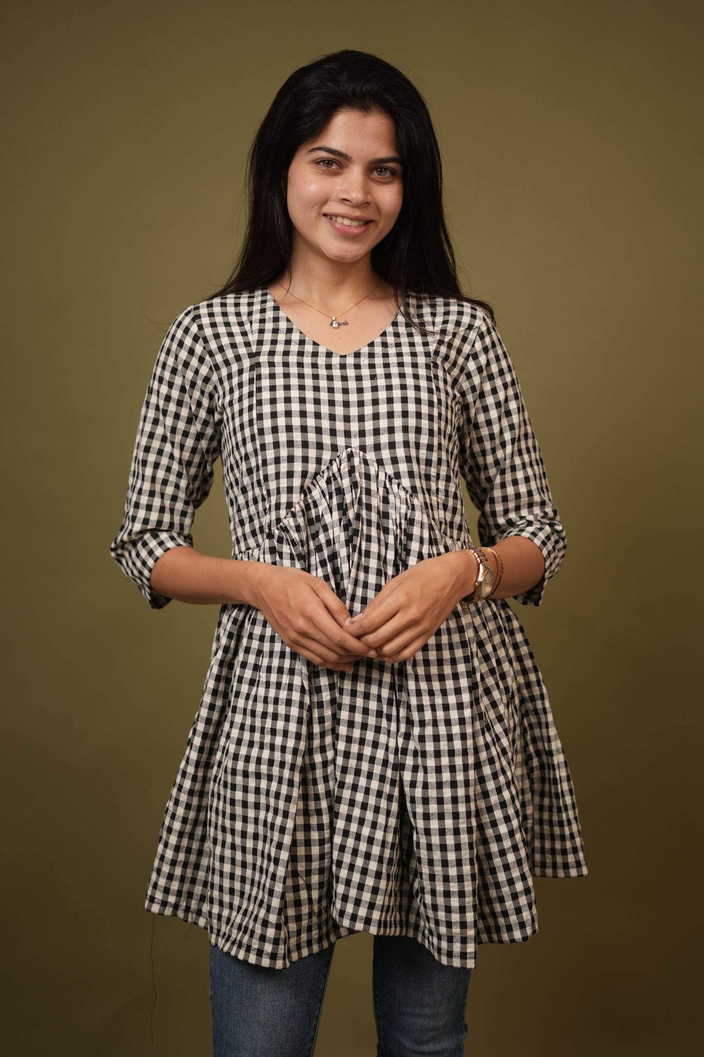 Mia Short Top