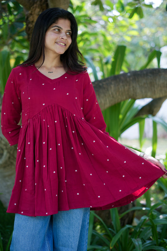 Delna Short Top