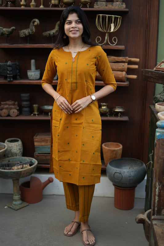 Siya Maternity co-ord (2-Piece Set)