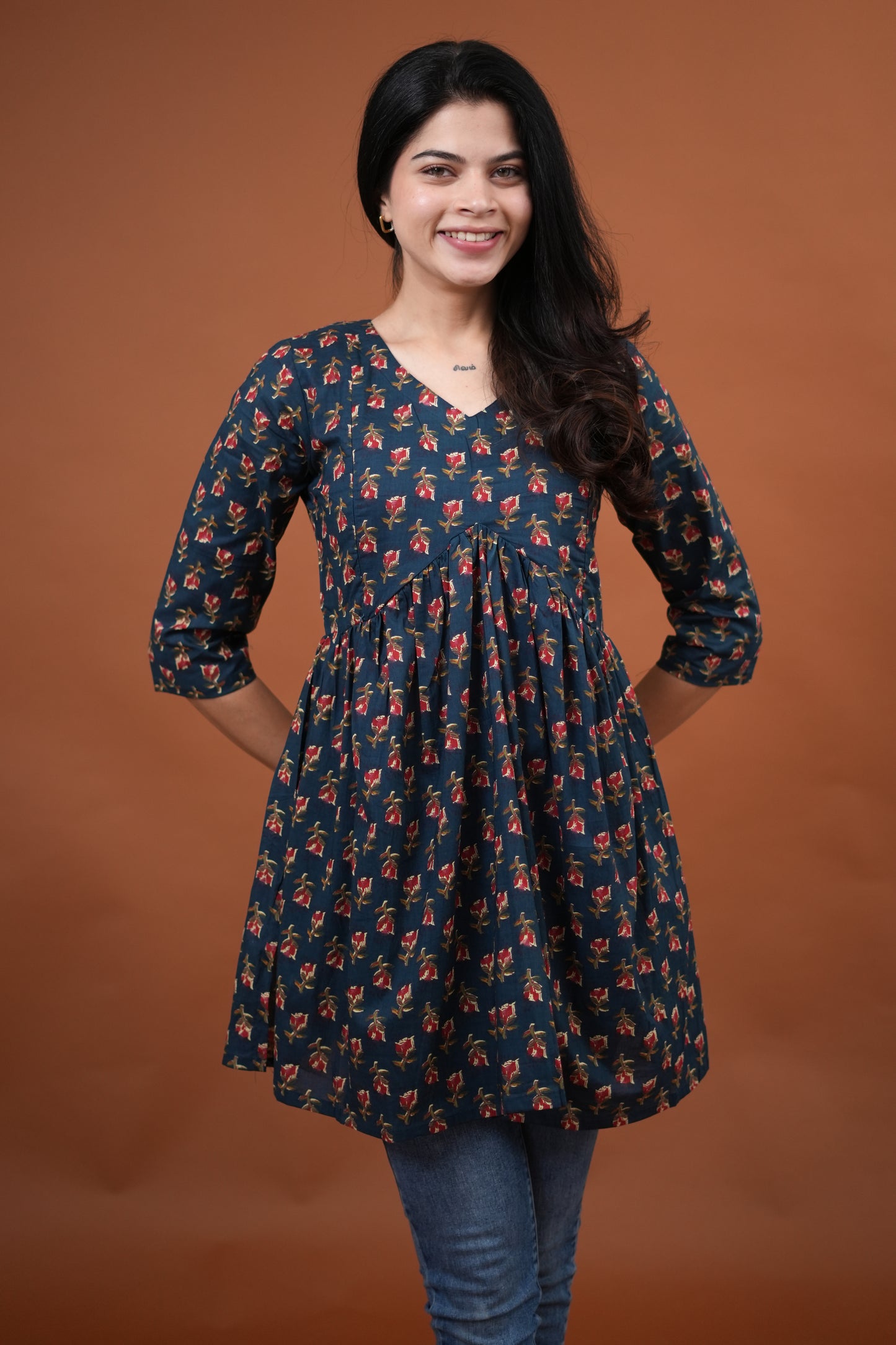 Kaira Short Top