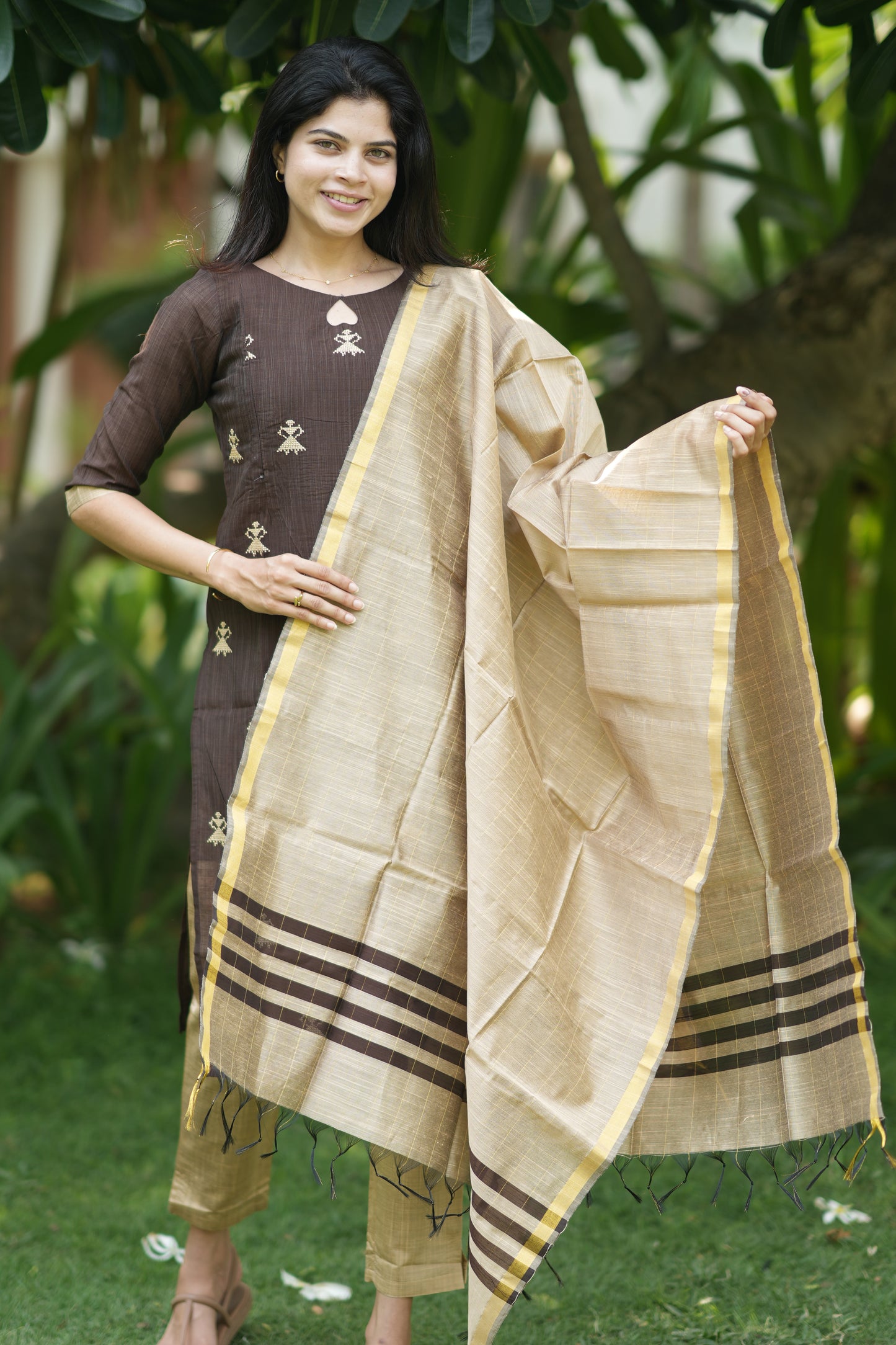 Magizhini Maternity kurti ( 3-Piece Set)