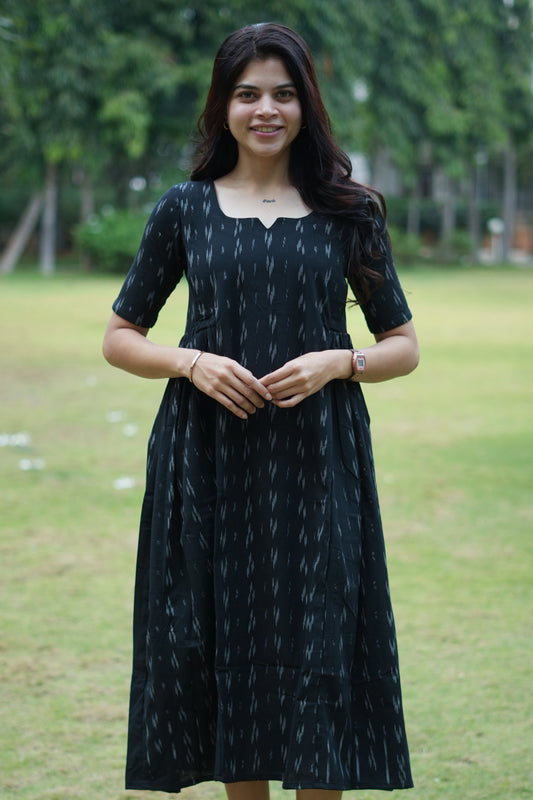 Lyra - IkkatZipkurti