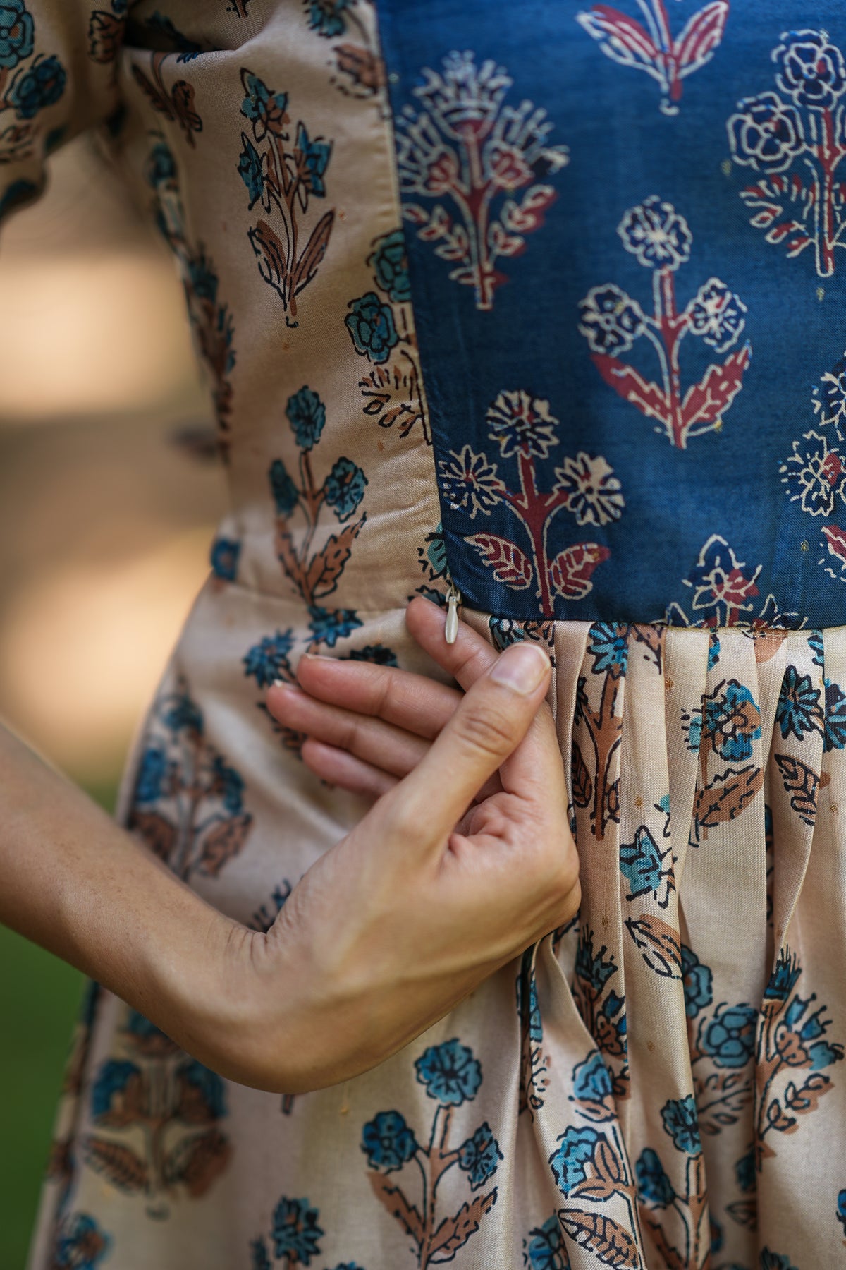 Evara Maternity Maxi