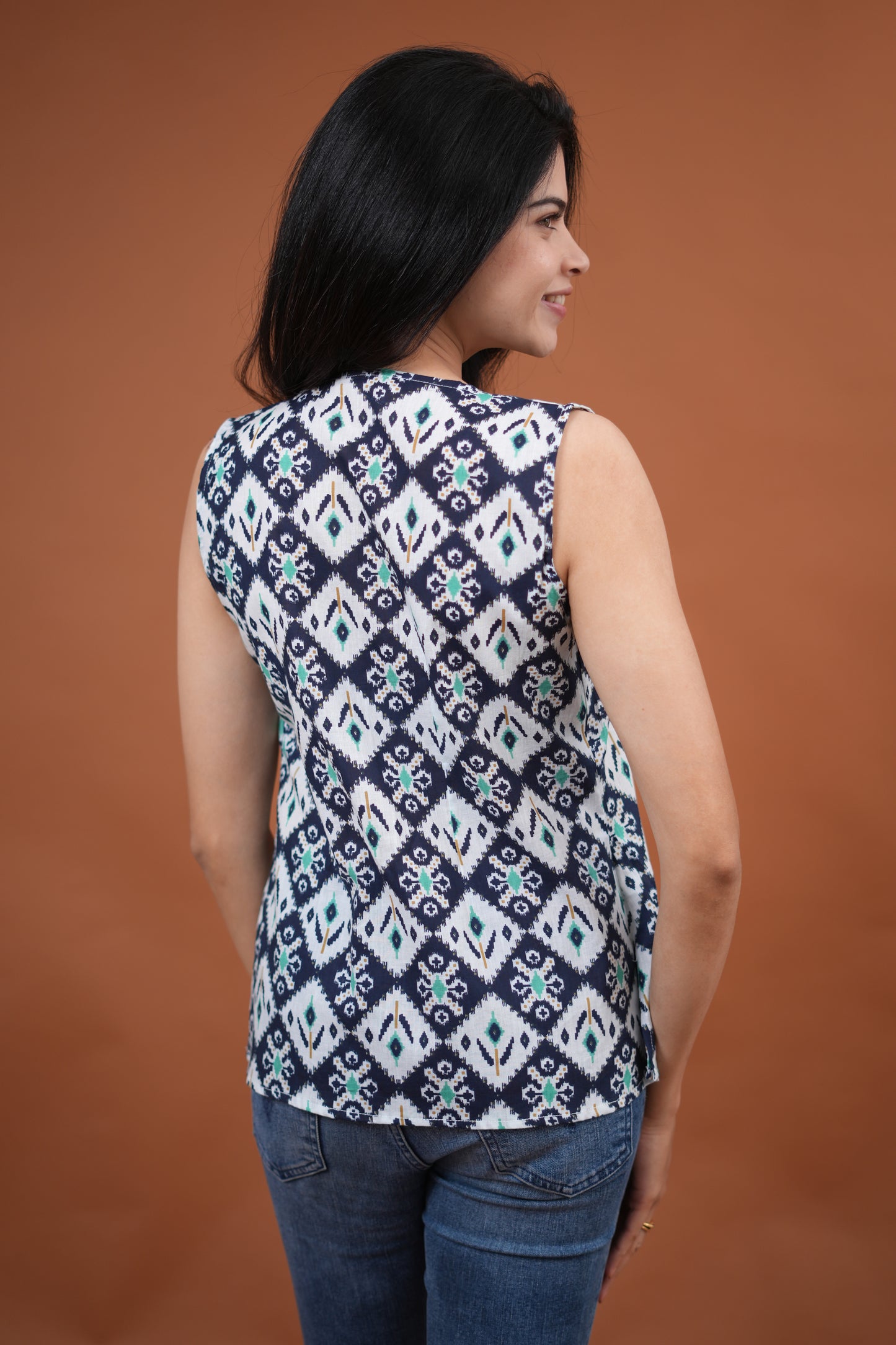 Aira Top