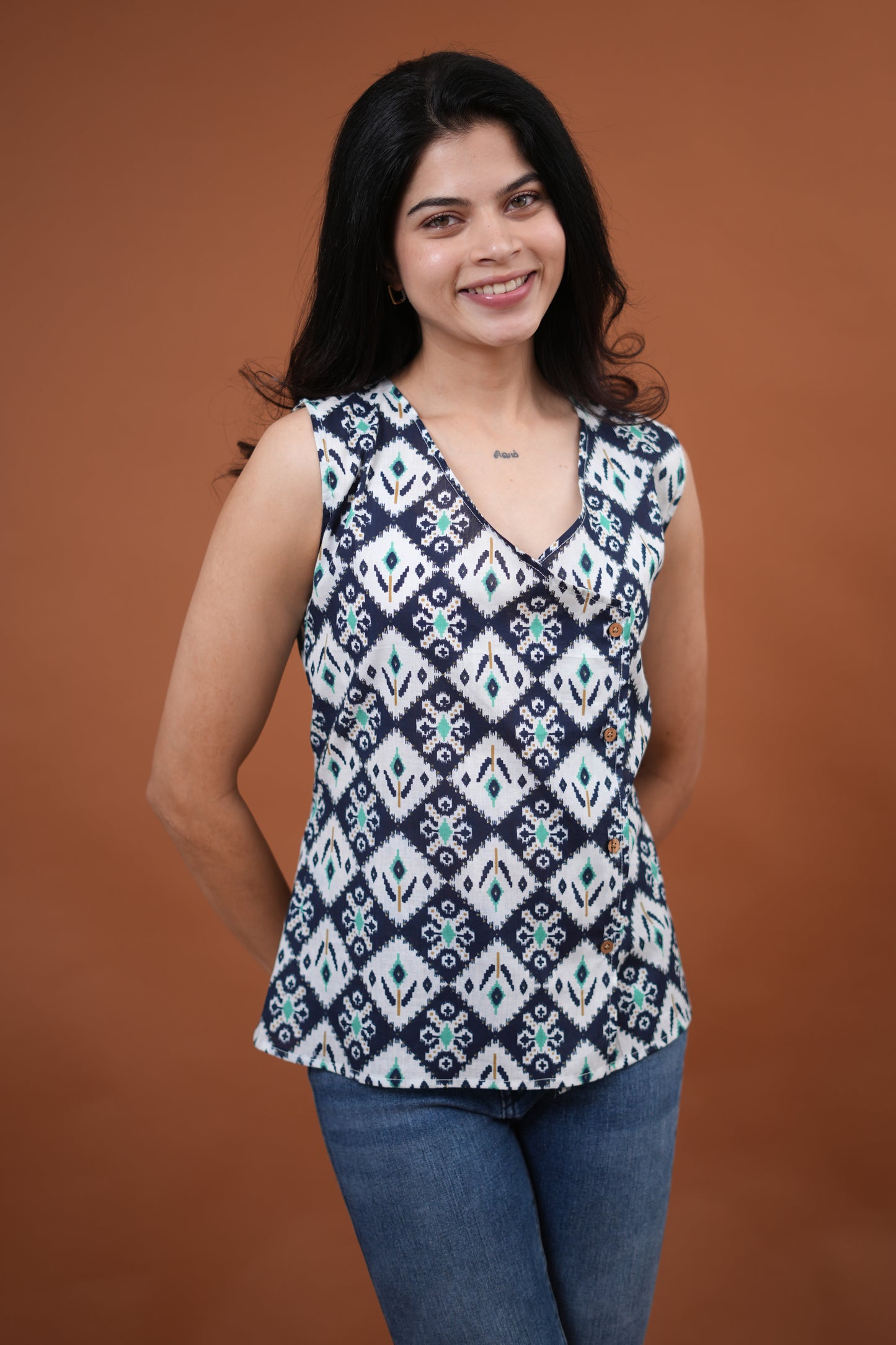 Aira Top