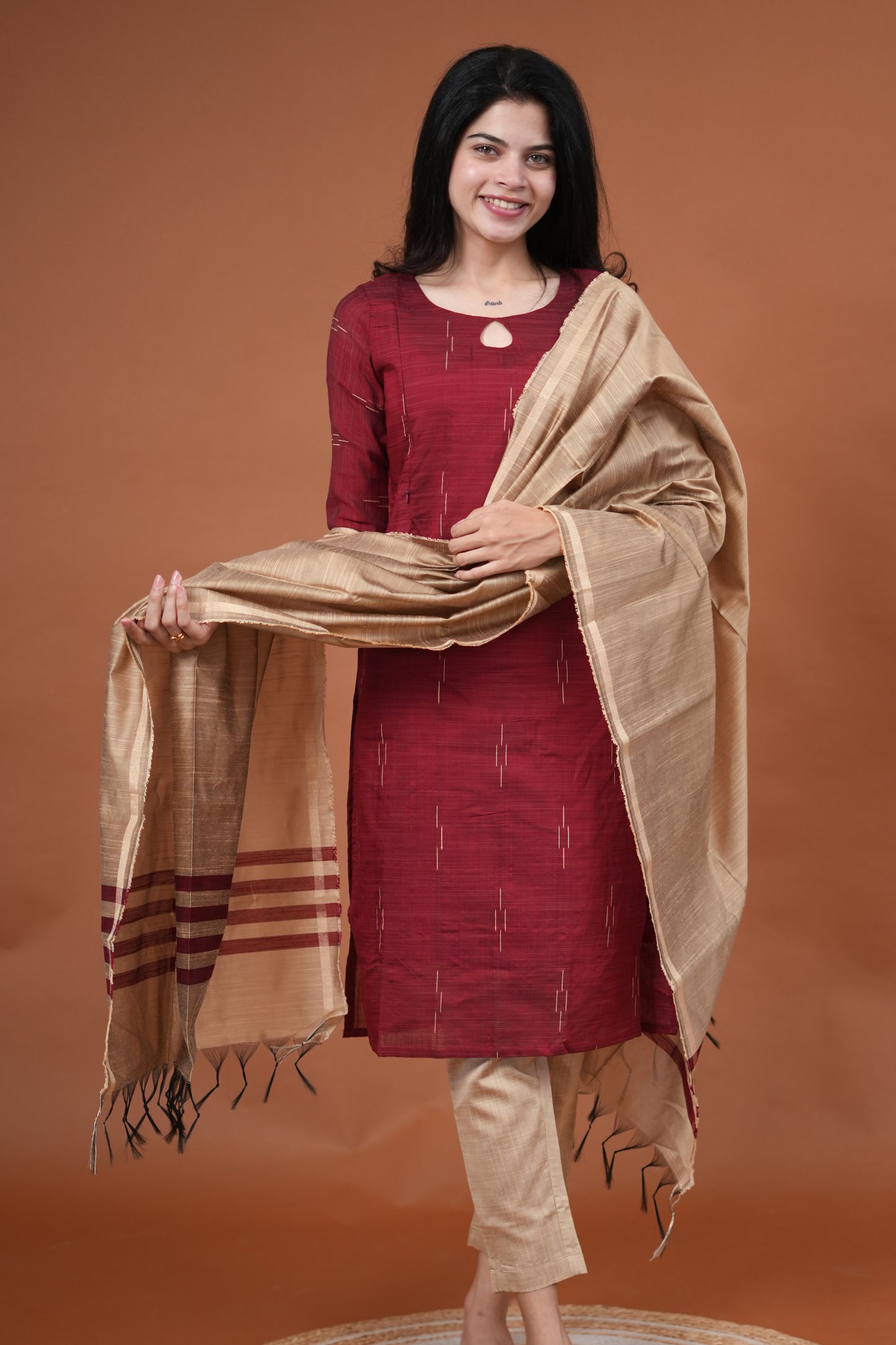 Yalisai Maternity kurti ( 3-Piece Set)