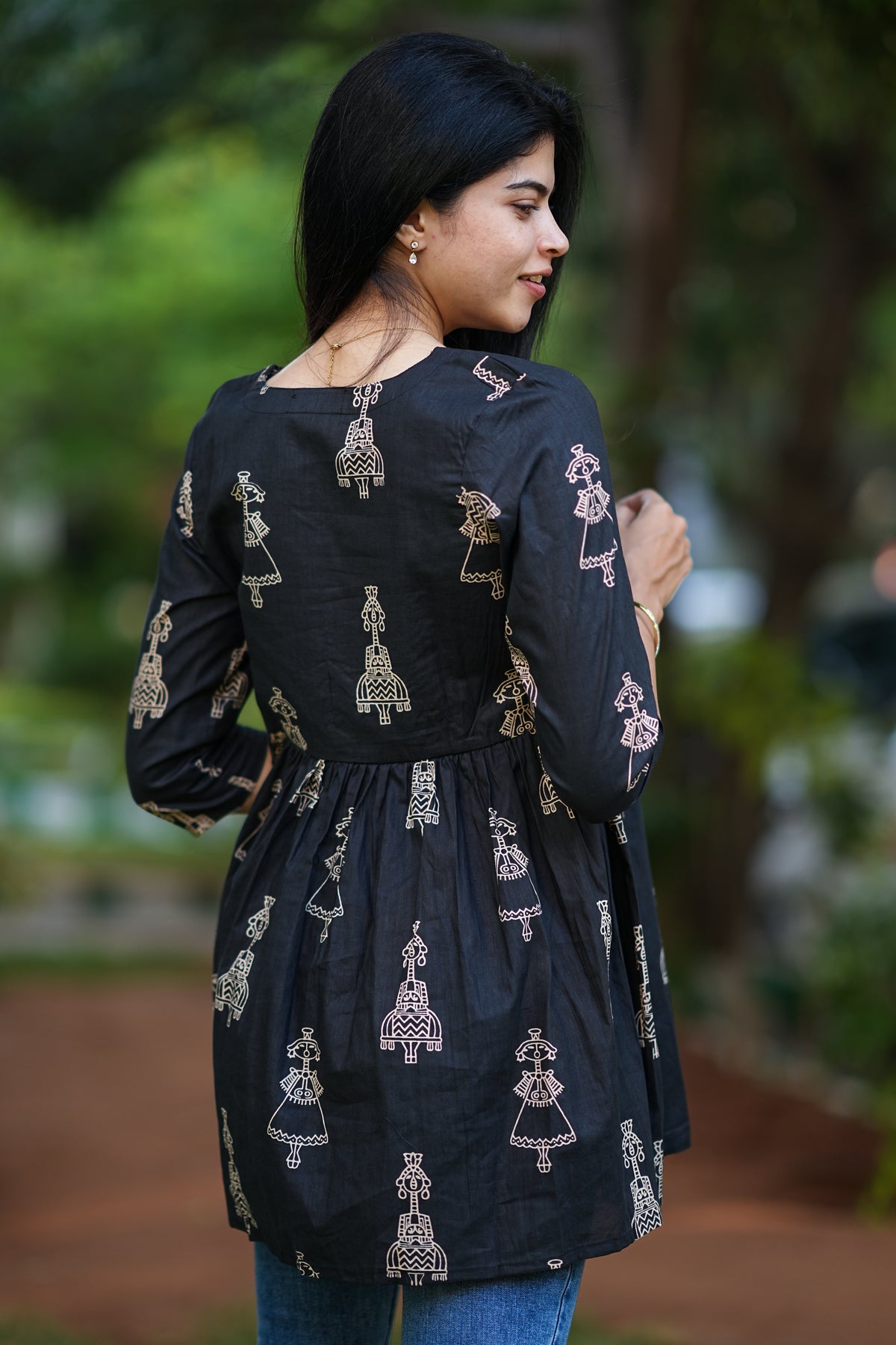 Pavai Short Top