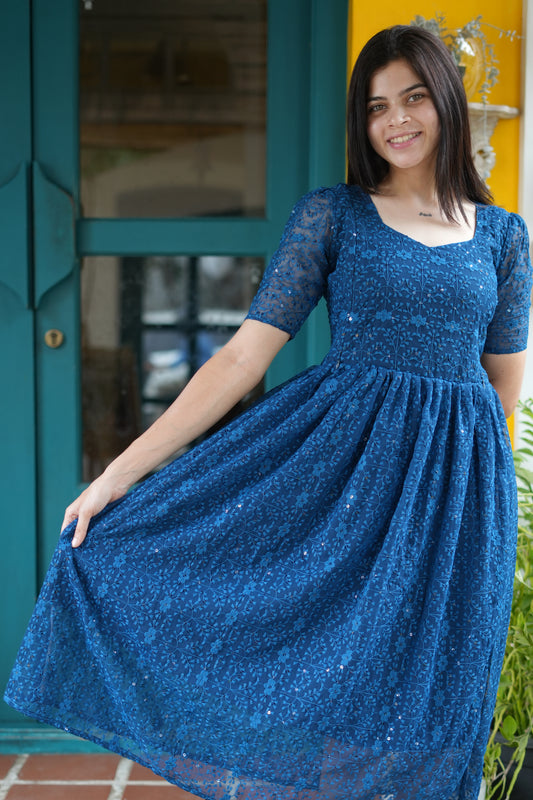 Amira - ZipKurti