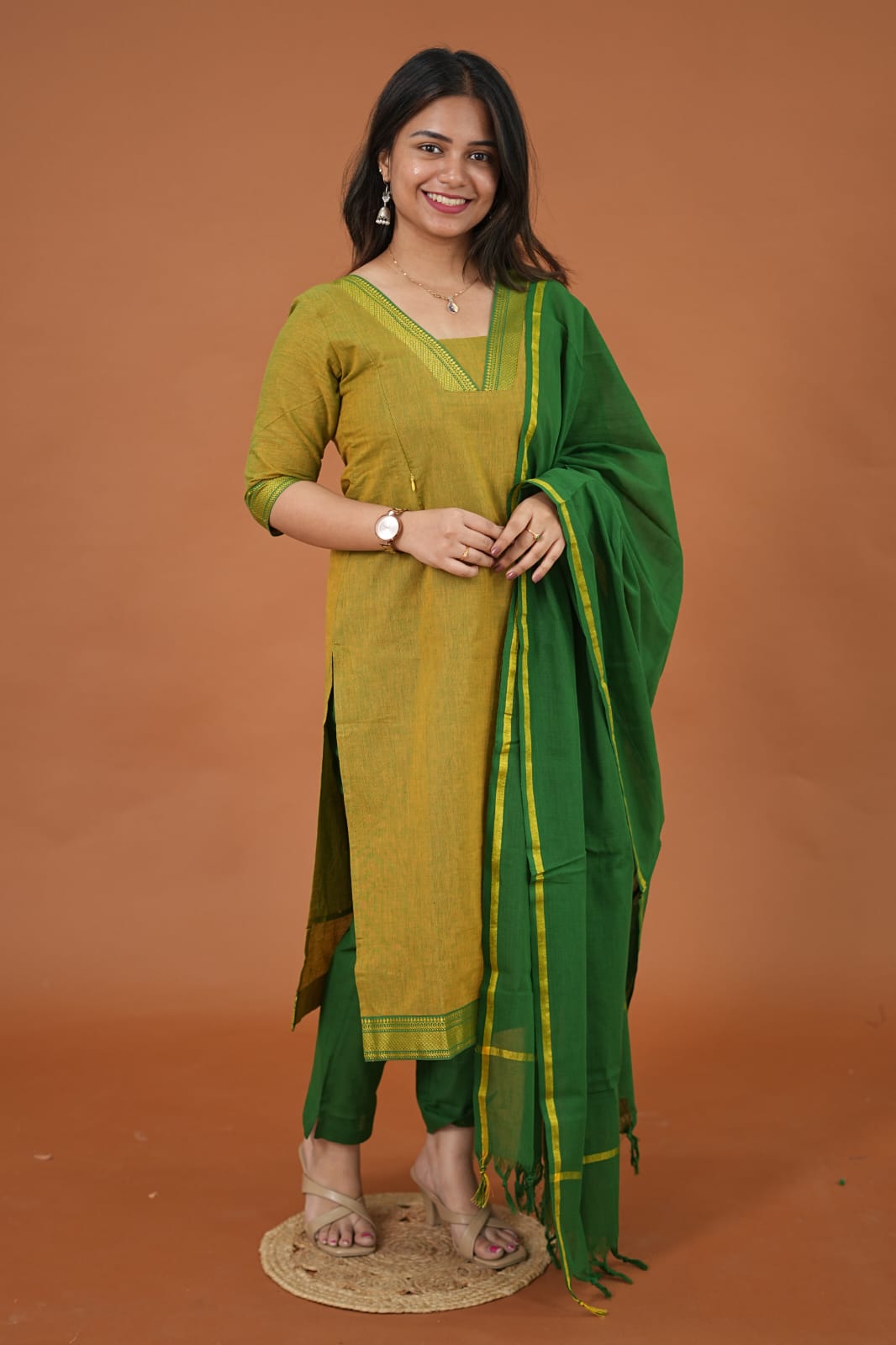 Vaagai Maternity Kurti ( 3-Piece Set)