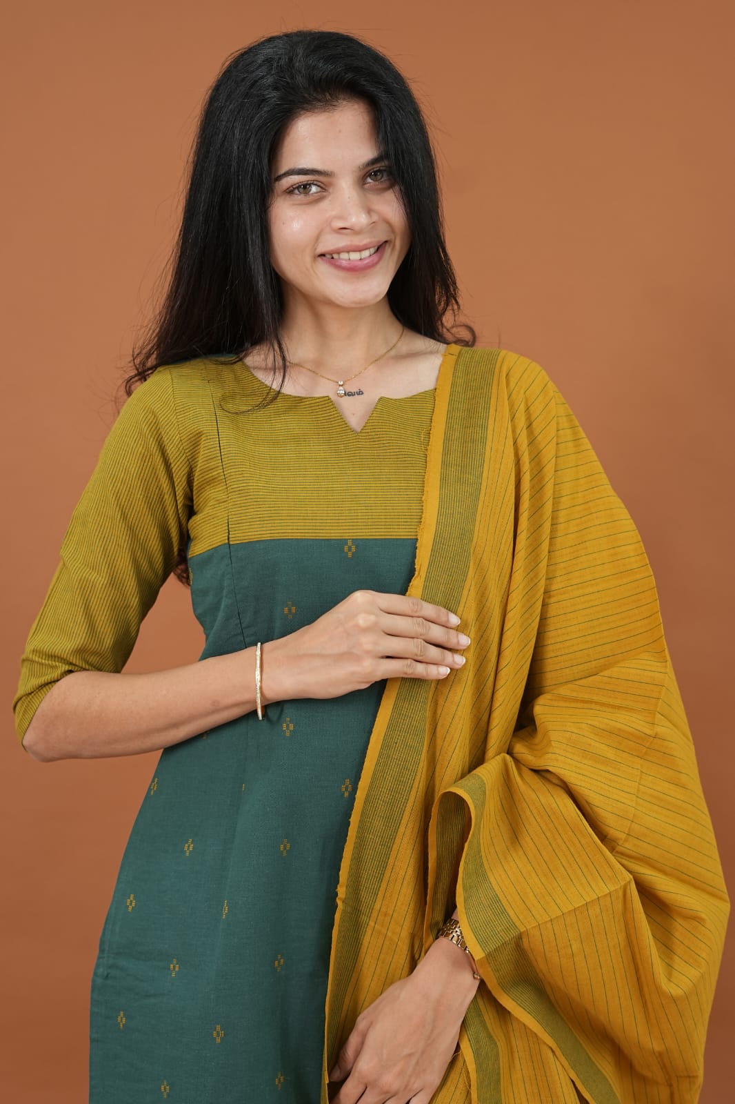 Thulir Maternity Kurti ( 3-Piece Set)